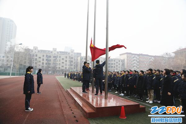 郑州二中新学期开学典礼他们是主角，大写的服！